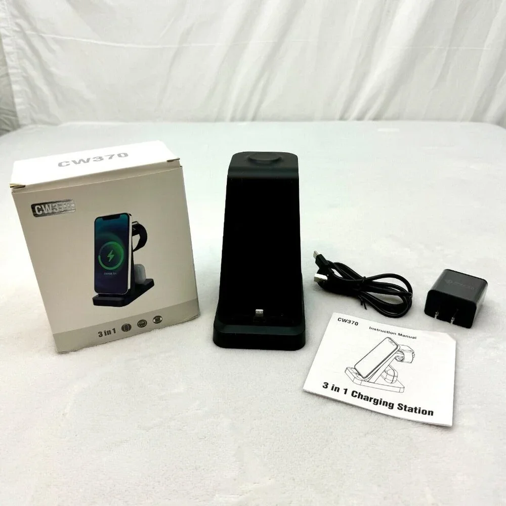 3 in 1 Charging Dock for iPhone Airpods & Apple Watch Lighting Port